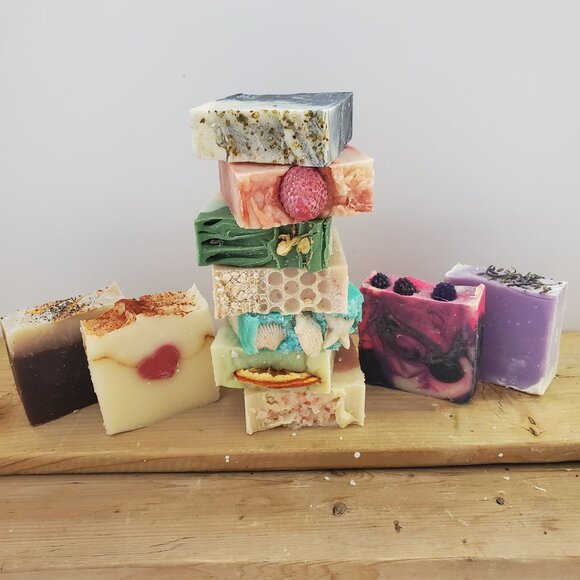 Variety PACK 10 bars Mix of our Handmade Soap | Natural Ingredients | Nourishing - Picture 3 of 11